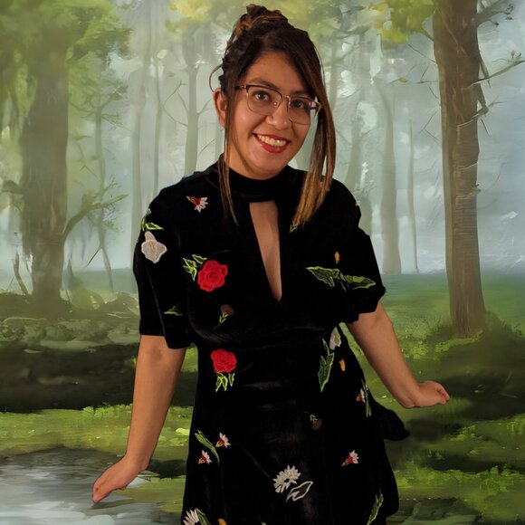 Dress - Picture 5 of 5